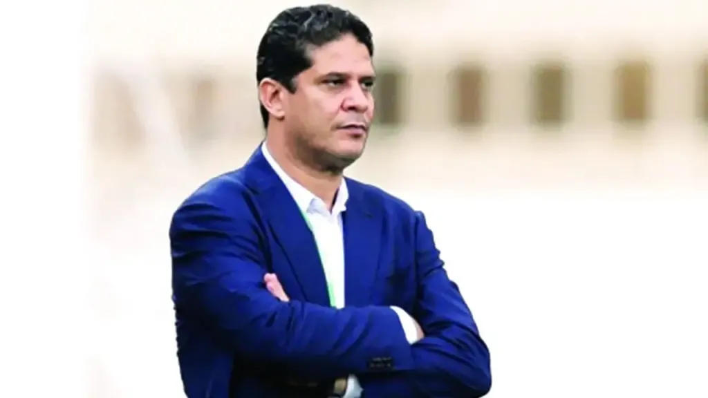 لإنقاذ ما يمكن إنقاذه.. من هو أيمن الرمادي مدرب الزمالك الجديد؟