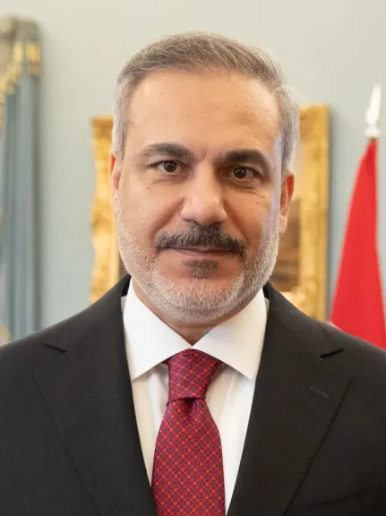 سفير تركيا يُعلن تضامنه الكامل مع باكستان ضد الهجوم الصاروخي الهندي