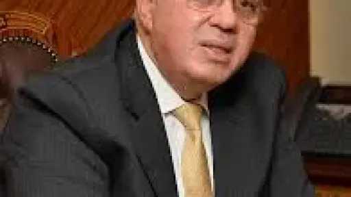 جسر علمي بين مصر وجزر...