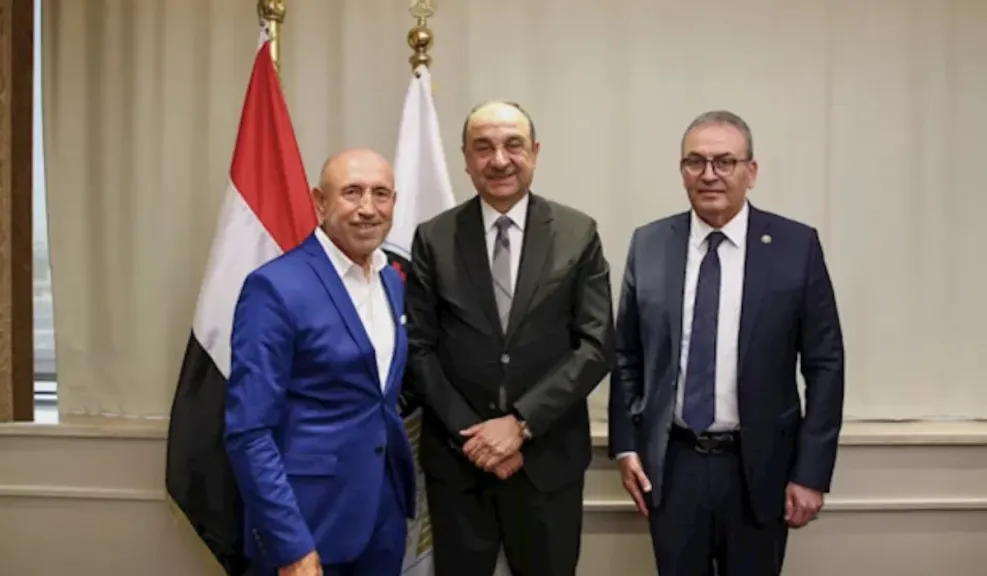 وزير قطاع الأعمال يلتقي رئيس ”شاهينلر” التركية لبحث فرص التعاون في الغزل والنسيج والسياحة