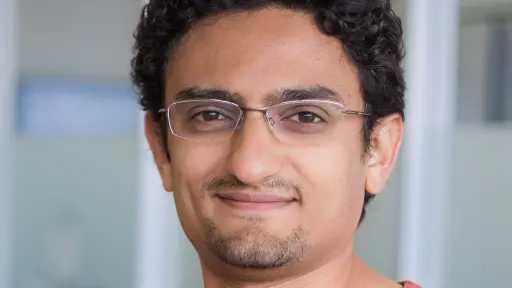 وائل غنيم يُعلن توبته من...