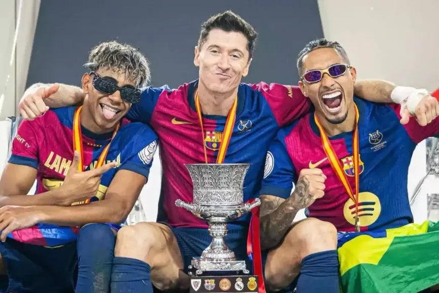 ثلاثي برشلونة لهجومي يحقق أرقام استثنائية رغم الخروج من دوري الأبطال