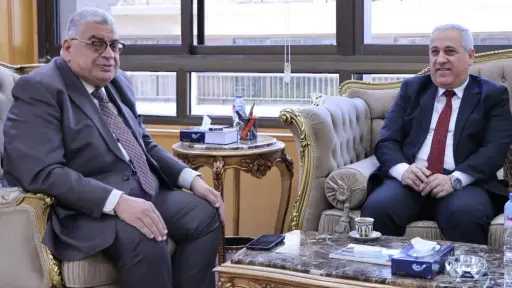 لتعزيز التعاون المشترك... الخبرة القانونية...