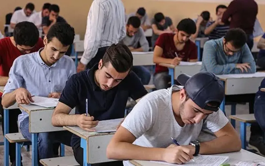 الامتحانات على الأبواب... جدول امتحانات الفصل الدراسي الثاني للصف الأول الثانوي بأسيوط ٢٠٢٥