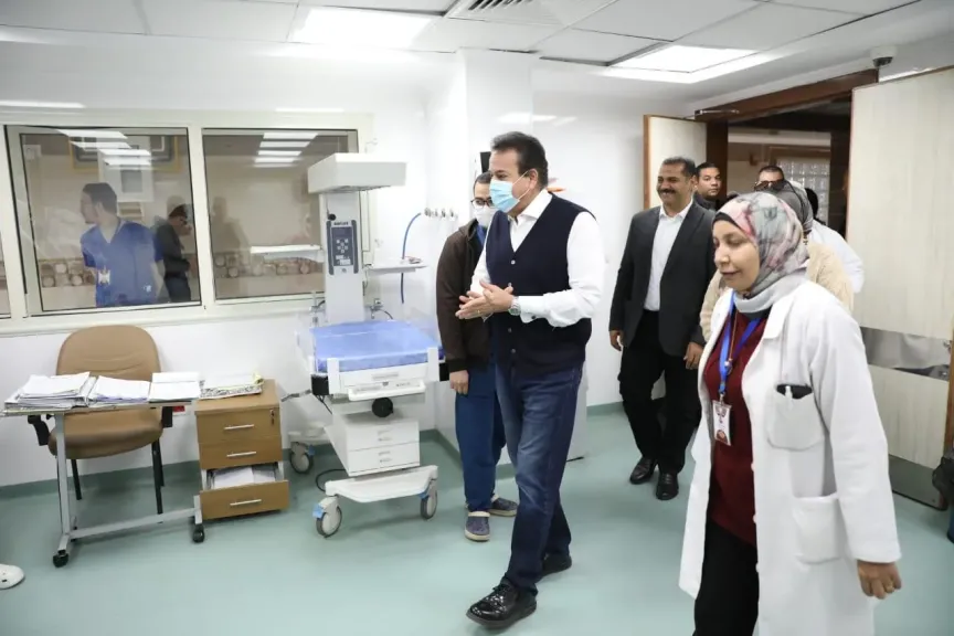 مصطفى مدبولي في قلب الغربية.. جولة مفاجئة تبدأ من مستشفى محلة مرحوم