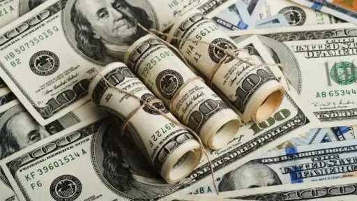 تعاملات اليوم.. سعر الدولار الأمريكي...