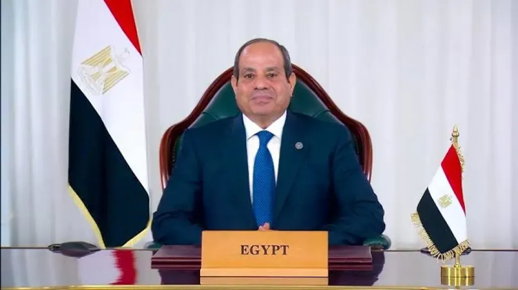 السيسي يغادر اليونان متجهًا إلى موسكو ويؤكد ان ربط الكهرباء مع أوروبا أولوية استراتيجية لمصر