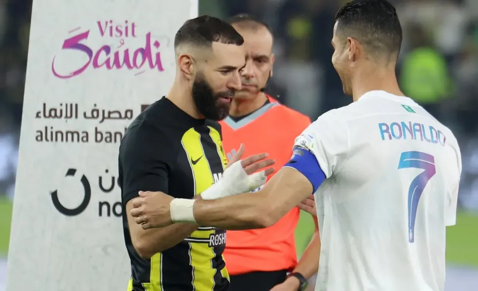 الأرقام ليست كل شيء... ناقد رياضي يوضح كيف يصنع بنزيما الفارق بينما يظل رونالدو عبئًا على فريقه