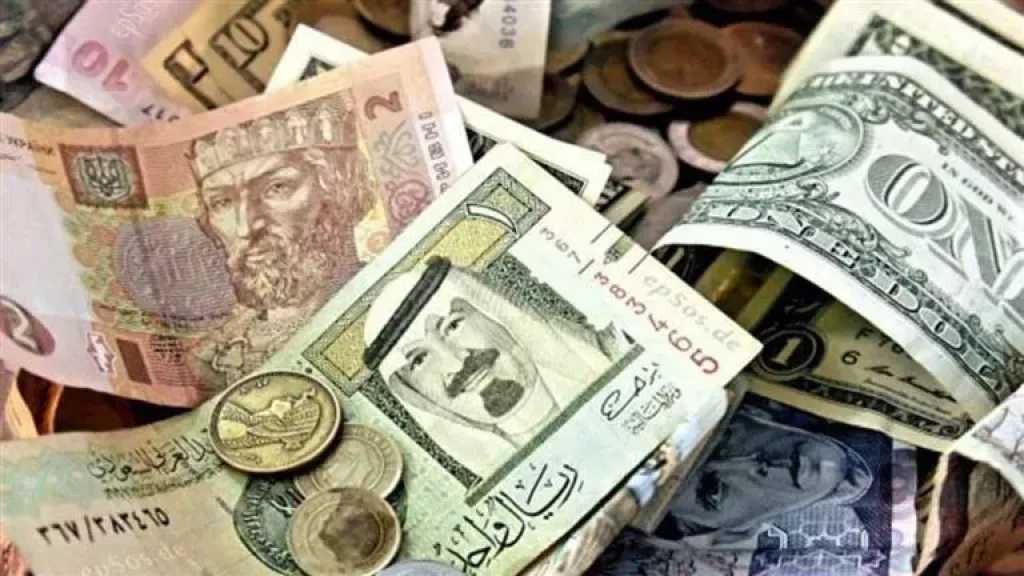 سعر الريال السعودي يتراجع أمام الجنيه المصري في 4 بنوك ويستقر في بنك القاهرة