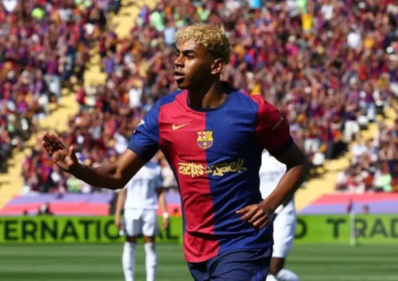 نتيجة الشوط الأول من مباراة برشلونة وريال مدريد.. مهرجان أهداف وتألق كتالوني يقلب الموازين