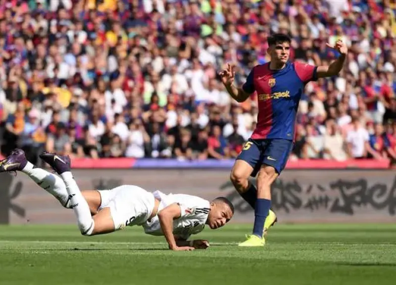 نتيجة مباراة برشلونة وريال مدريد اليوم.. الكلاسيكو كاتلوني للمرة الرابعة على التوالي