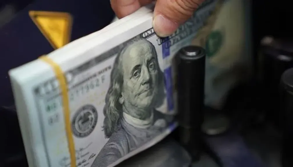 تراجع ملحوظ في سعر الدولار أمام الجنيه المصري اليوم مع استمرار الإصلاحات الاقتصادية 12 مايو 2025