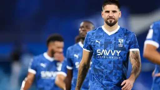 القنوات الناقلة لمباراة الهلال اليوم...
