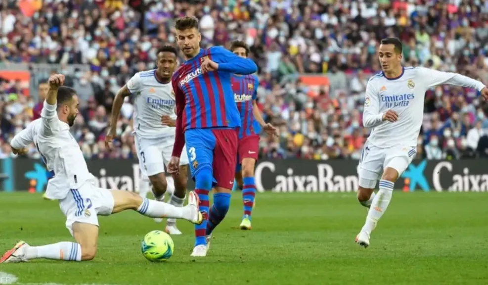 برشلونة يضرب ريال مدريد برباعية ويضع قدمًا في منصة التتويج بالليجا.. نقطة للتتويج