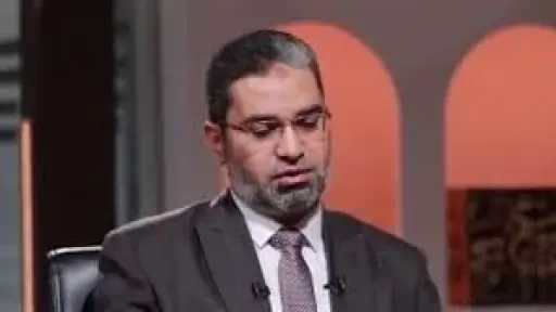 الدكتور أحمد الرخ: يحذر الآباء...