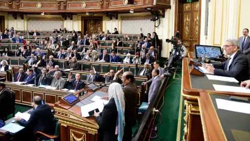 لتطوير المطارات... لجنة السياحة بمجلس...