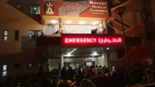 بعد قصف مجمع ناصر الطبي.....
