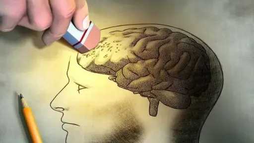 الأعراض تظهر عليك قبل 11...
