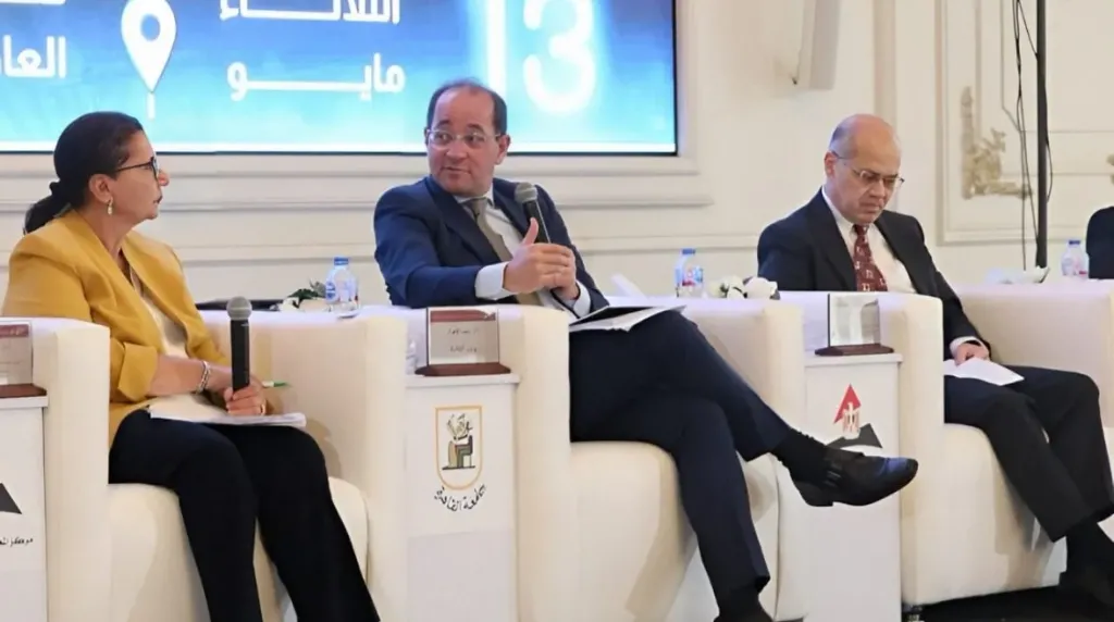 المالية تكشف عن خطة ثلاثية لدفع النمو الاقتصادي وتوسيع دور القطاع الخاص وخفض الدين