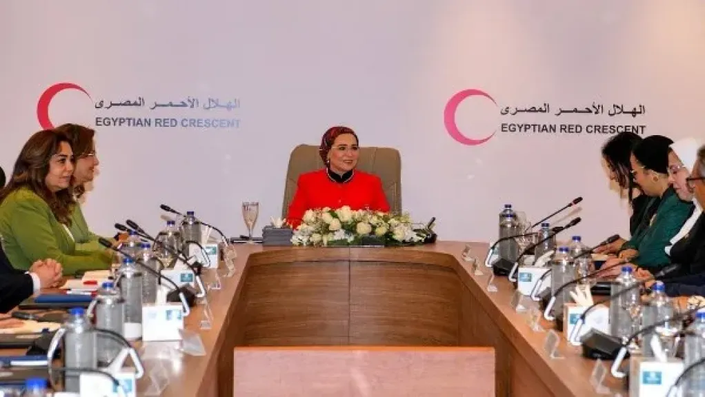 بحضور السيدة انتصار السيسي.. انطلاق فعاليات اليوم العالمي للصليب الأحمر والهلال الأحمر