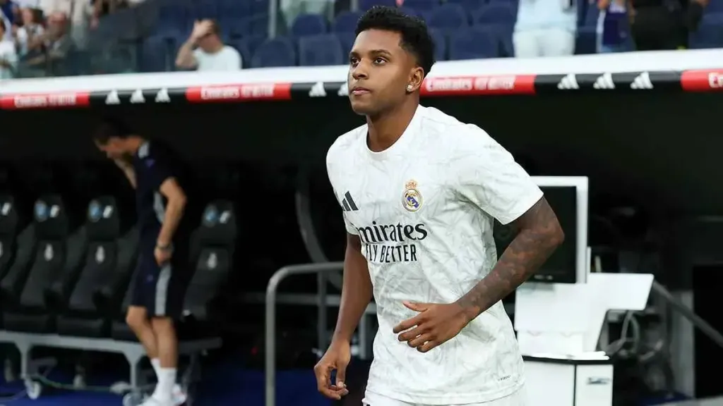 بسبب أزمته مع ريال مدريد.. زوجة فالفيردي تدعم النجم البرازيلي رودريغو