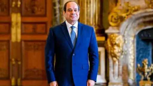 مصر تعزز التعاون مع مجموعة...