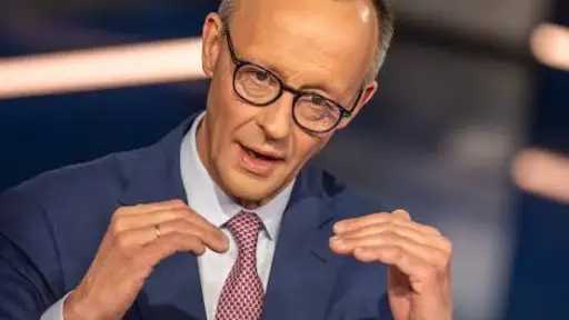 المستشار الألماني: لا نعادي اليهود...
