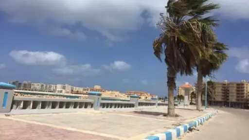 رياح معتدلة و أمواج هادئة.....