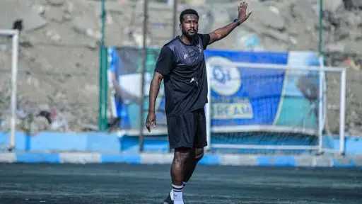 للمرة الثانية... القبض على اللاعب...
