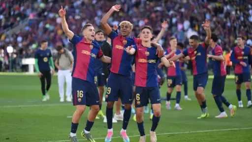 برشلونة يقترب من التتويج وإسبانيول...