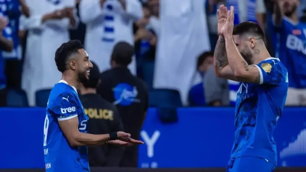 بث مباشر مباراة الهلال والفتح