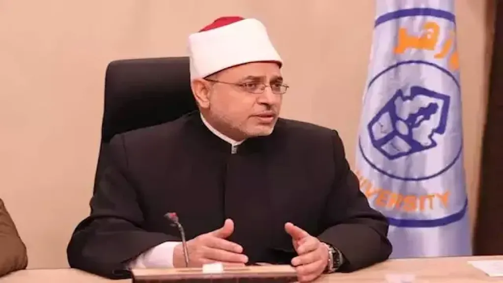 رئيس جامعه الأزهر