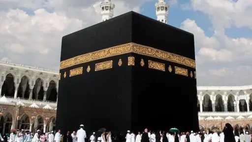 وصول أولى أفواج بعثة الحج...