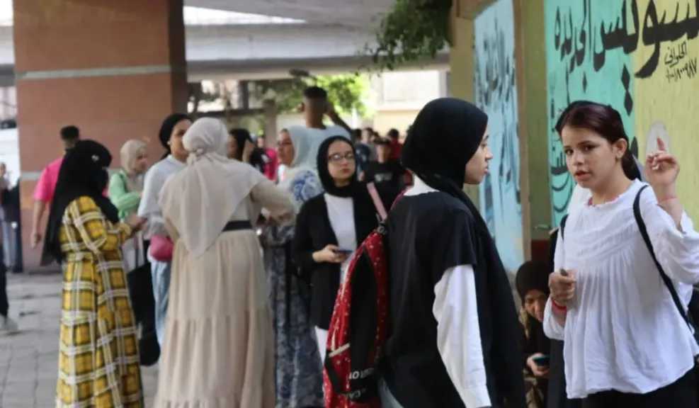 رسميًا.. التعليم تطرح النماذج الاسترشادية لطلاب تالتة ثانوي 2025 في كل المواد