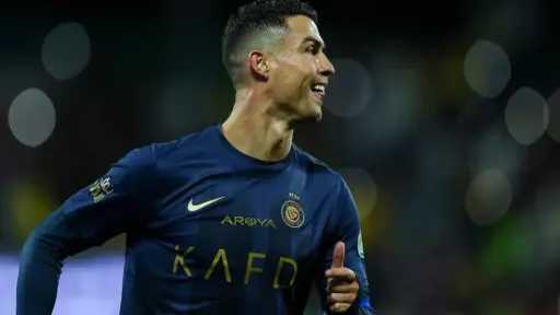 الهلال السعودي يرفض صفقة رونالدو...
