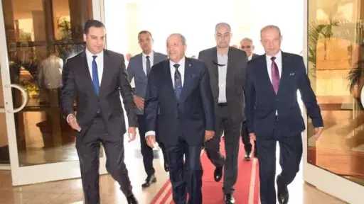 محافظ بورسعيد للحجاج: ادعوا لبلدكم...
