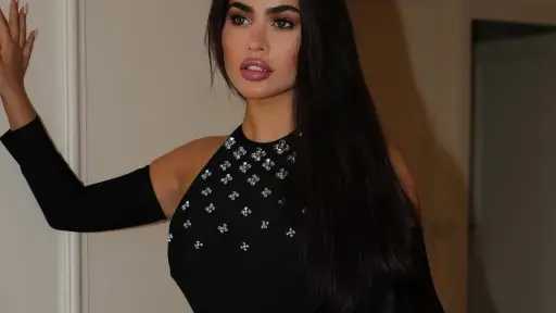 بعد إعلان زواجها المفاجئ.. تعرف...