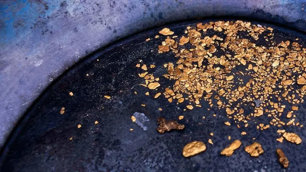 التنقيب عن الذهب