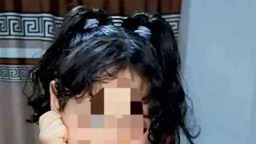 حياة طفلة متعلقة وتنتظر الإنصاف......