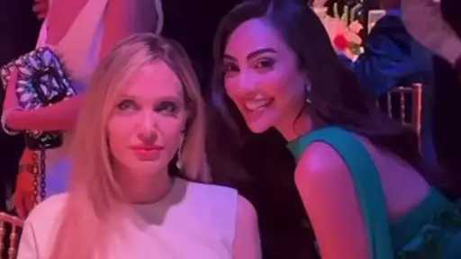 خلال مهرجان كان السينمائى.. الكاميرات...