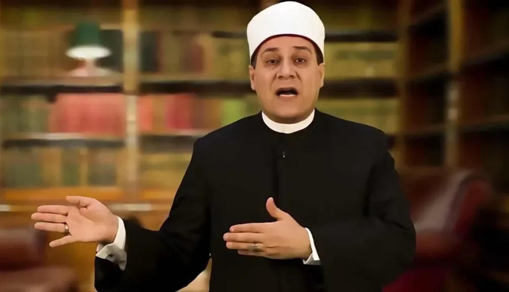 الداعية الإسلامي مظهر شاهين، إمام وخطيب مسجد عمر مكرم