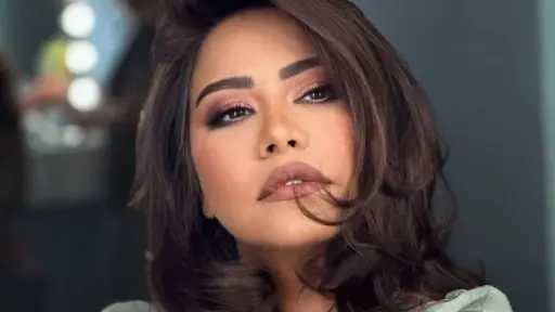 متهمها بسبه وتهديده.. مدير صفحات...