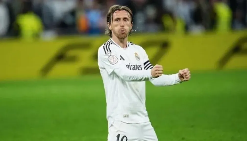 حقيقة رحيل لوكا مودريتش عن ريال مدريد.. وداع صامت لأسطورة خط الوسط