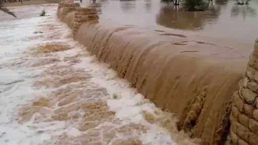 تفسير حلم السيل بدون مطر...