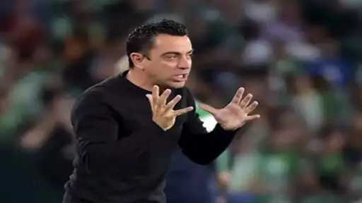 تشافي هيرنانديز على رادار أهلي...