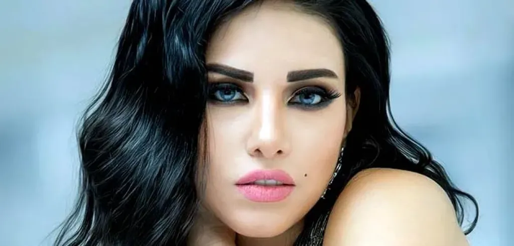 مروة نصر تكشف عن إصابة والدتها بأزمة صحية وتطلب الدعاء من جمهورها