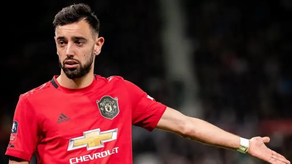بعد انتهاء تعاقده... هل سينجح نادي الهلال السعودي في ضم برونو فيرنانديز لصفوفه؟