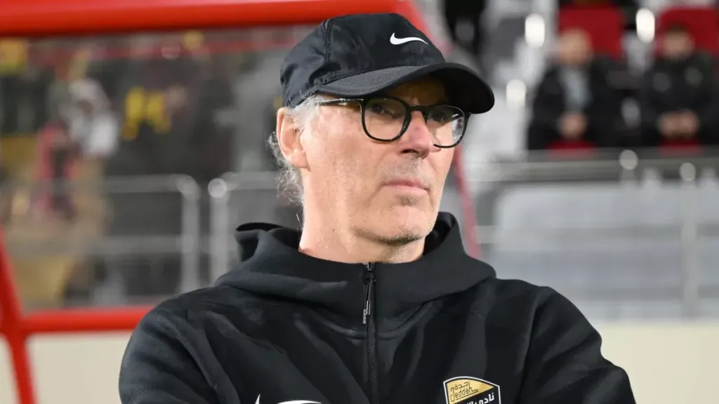 رغم التتويج بالدوري.. مستقبل لوران بلان مع الاتحاد يثير الجدل قبل قمة ضمك