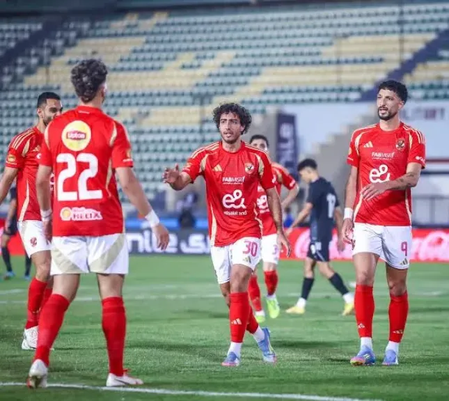 تجميد إعلان بطل الدوري المصري…المحكمة الرياضية تدخل على خط أزمة الأهلي وبيراميدز