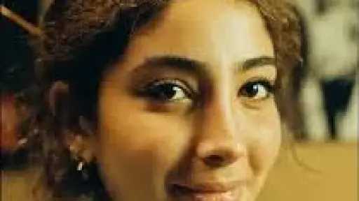 بعد مغازلة الجمهور لها.. ...